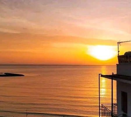 Ammoudia Rooms Agia Marina  Exterior foto