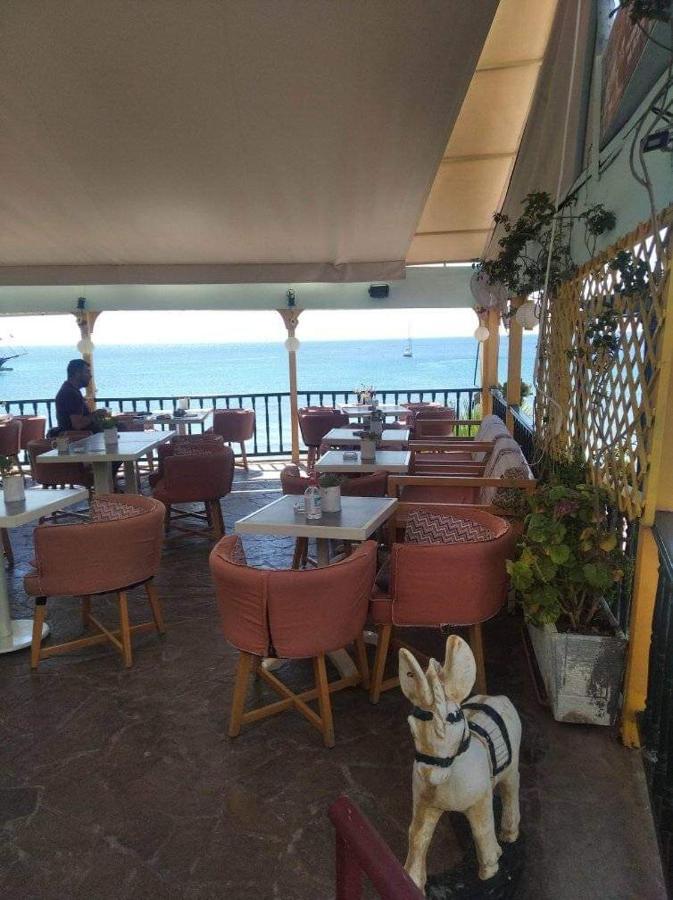 Ammoudia Rooms Agia Marina  Exterior foto